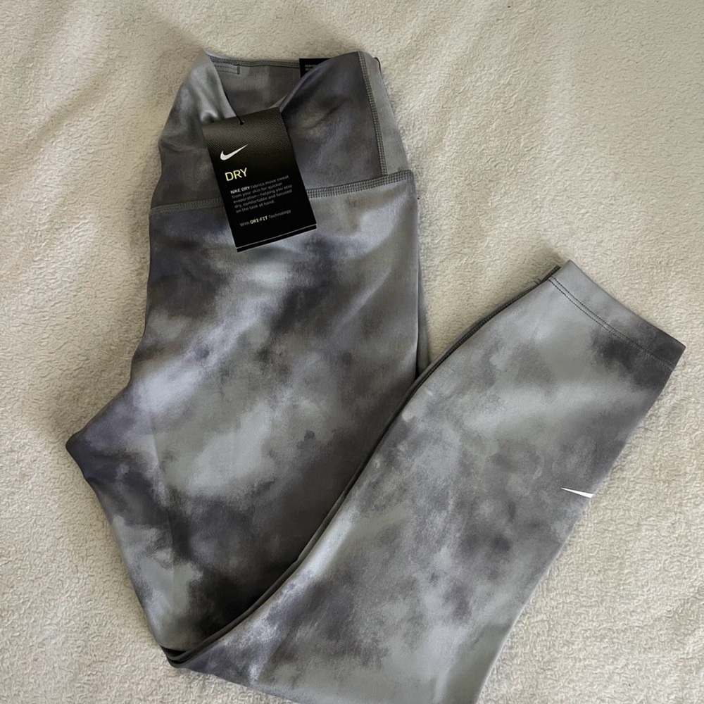 Nike leggings